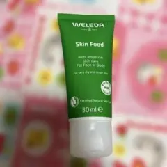 WELEDA Skin Food 30ml 新品、未使用　クリーム　スキンフードのサムネイル