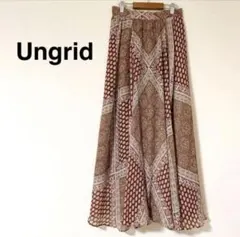 美品　Ungrid ラメランダムプリーツパネル柄スカート　エスニック　マキシのサムネイル