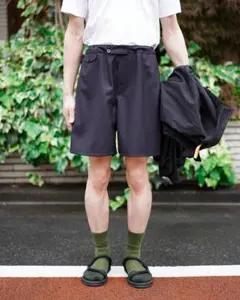 【美品】NEAT ニート ショートパンツ ハーフパンツ ネイビーのサムネイル