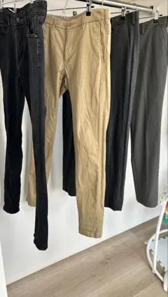 UNIQLOパンツ 4本セット