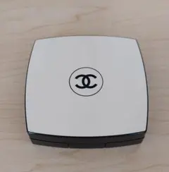 CHANEL レ ベージュ パレット ルガール ウォーム