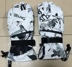 ウィンタースポーツ用グローブ