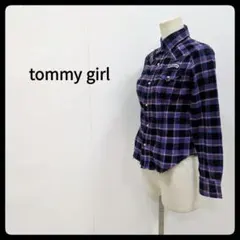 美品　トミーガール タータンチェック ポケット スナップ ネルシャツ レディースのサムネイル