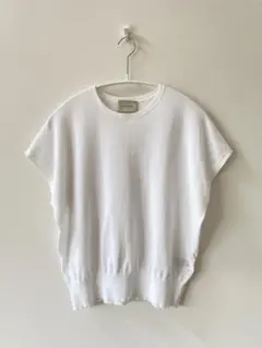 UNITED ARROWS コットン 16G カバースリーブ ニット　ホワイトのサムネイル