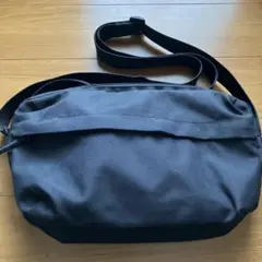 無印良品　ショルダーバックのサムネイル