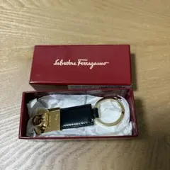 美品！Salvatore Ferragamo キーホルダー