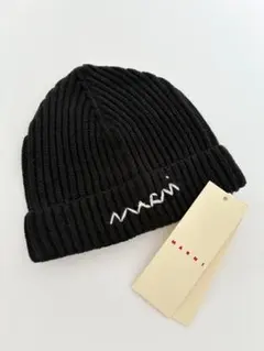 【新品未使用】MARNI 刺繍ロゴ リブ ニット帽 ニットキャップ 大人もOK! 新作!Marni 刺繍ロゴ リブ ニット帽 ニットキャップ BK