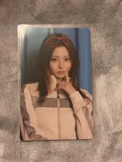 ユンジン DIFFERENT トレカ LESSERAFIM