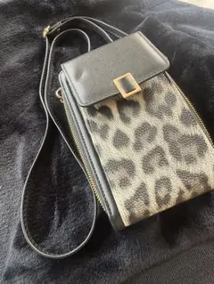 レオパード柄 スマホショルダーバッグ