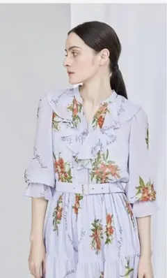 ダイアグラム　グレースコンチネンタル　フラワーロゴプリントワンピース　38