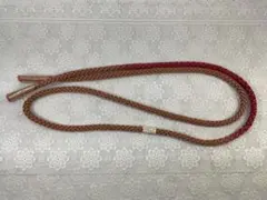 茶色と赤の編み込み帯締め