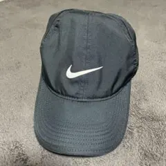 NIKE 黒キャップ