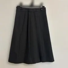 ベルメゾン　ストレッチ通勤スカートSサイズ