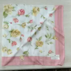 ピエールバルマン　ハンカチ