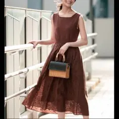 @【F】アンデミュウ Andemiu ノースリーブ 切り替え ワンピース 茶系