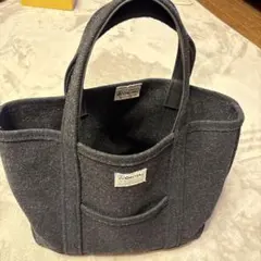 Item thumbnail for item 5a06a064-082d-4641-8409-1593b8848ec8