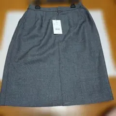 【新品タグ付】ボンマックス 事務服 タイトスカート 7号unidi ブルーグレーのサムネイル
