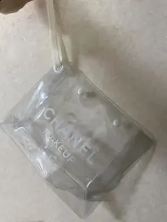 CHANEL シャネル　ビニール　コスメ　ポーチ　ノベルティ
