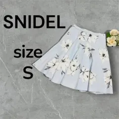【極美品】SNIDEL スナイデル　フラワープリント 花柄　フレア　スカート S
