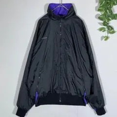 【Colombia】コロンビア　ナイロンジャケット　アウター　リバーシブル　冬