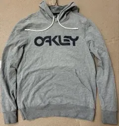 OAKLEY グレー フード付きパーカーＳサイズ