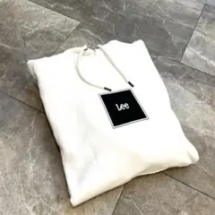 Item thumbnail for item 19cff7f4-dbfb-44af-8b78-b81b94bcd4fc