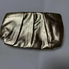 金のポーチ