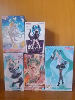 最新初音ミク フィギュア 5体セット！