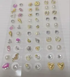 サービス品！　夏パーツ割引中! 耳ツボジュエリー60粒　金アレ対応