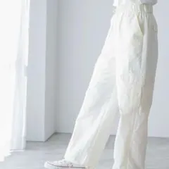 wego 試着のみ　未使用品　アイボリー ワイドパンツ フリーサイズ