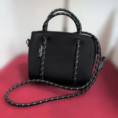 【美品】Willow Bay ネオプレン ショルダーバッグ ブラックのサムネイル