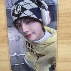 Item thumbnail for item c5db5ca4-801e-4b41-b28a-d2ab38e7f82d