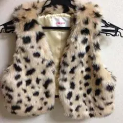 ヒョウ柄ファーベスト