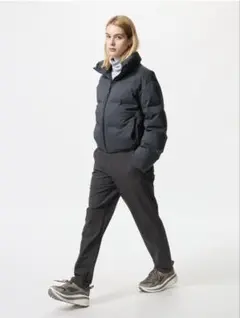 【美品】ユニクロ　ウォームストレッチパンツ　丈長め　ネイビーM