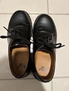 Dr. Martens ブラックレースアップシューズ