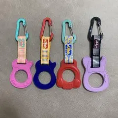 ギター型・ヘッドフォン型カラビナ付きペットボトルホルダー