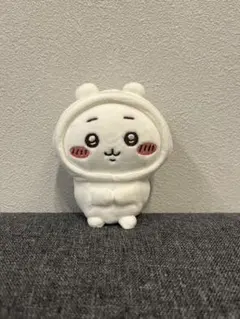 ちいかわ ナガノマーケット 持ちますマスコットナガノのくまを被ったちいかわ