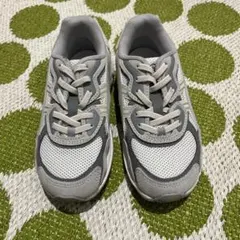 New Balance キッズ スニーカー グリーン740 18.0センチ - メルカリ