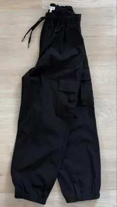 グローバルワーク　ブラックカーゴパンツ 130cm