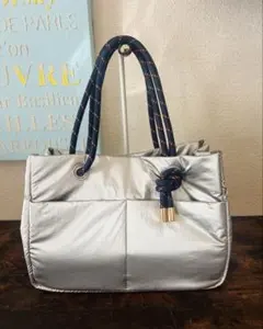 Item thumbnail for item 5fda1184-0e4e-4bba-b9af-0a8a68b7c11a