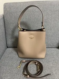 【美品】COACH ベージュ バケットショルダーバッグ