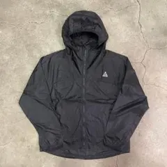 ナイキ ACG シンダーコーン ウィンドプルーフ ナイロンジャケット L 黒