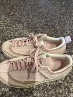 美品Onitsuka Tiger ピンク スニーカー