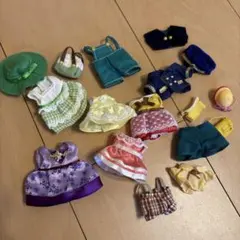 シルバニアファミリー お洋服　帽子　バッグ　ジャケット　ワンピース　まとめ売り