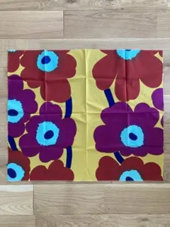 レア　マリメッコ生地　はぎれ