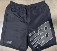 New Balance 黒 ブラック ハーフ・ショートパンツ スポーツ Lサイズのサムネイル