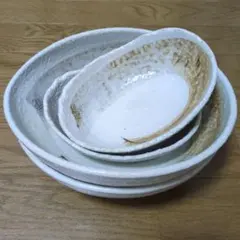 和食器 楕円鉢 4点セット 刷毛目模様　大鉢　小鉢のサムネイル