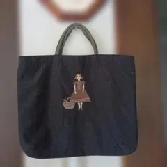 マタノアツコ＊女の子と猫の刺繍入りトートバッグのサムネイル