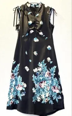 【美品】スーナウーナ　フォーマルノースリーブワンピース　濃紺　日本製　裏地有りのサムネイル