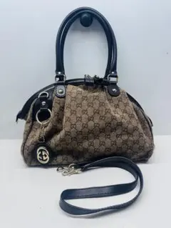 Item thumbnail for item 287882fd-489e-4420-a325-b750a6b99aa4